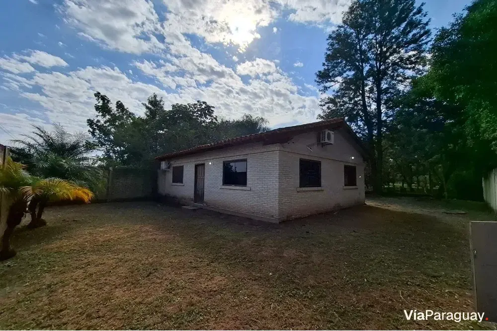 House for sale in Ypacaraí, Kurusu Pablito area