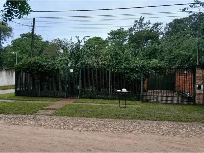 House for sale in Zárate Isla, Luque