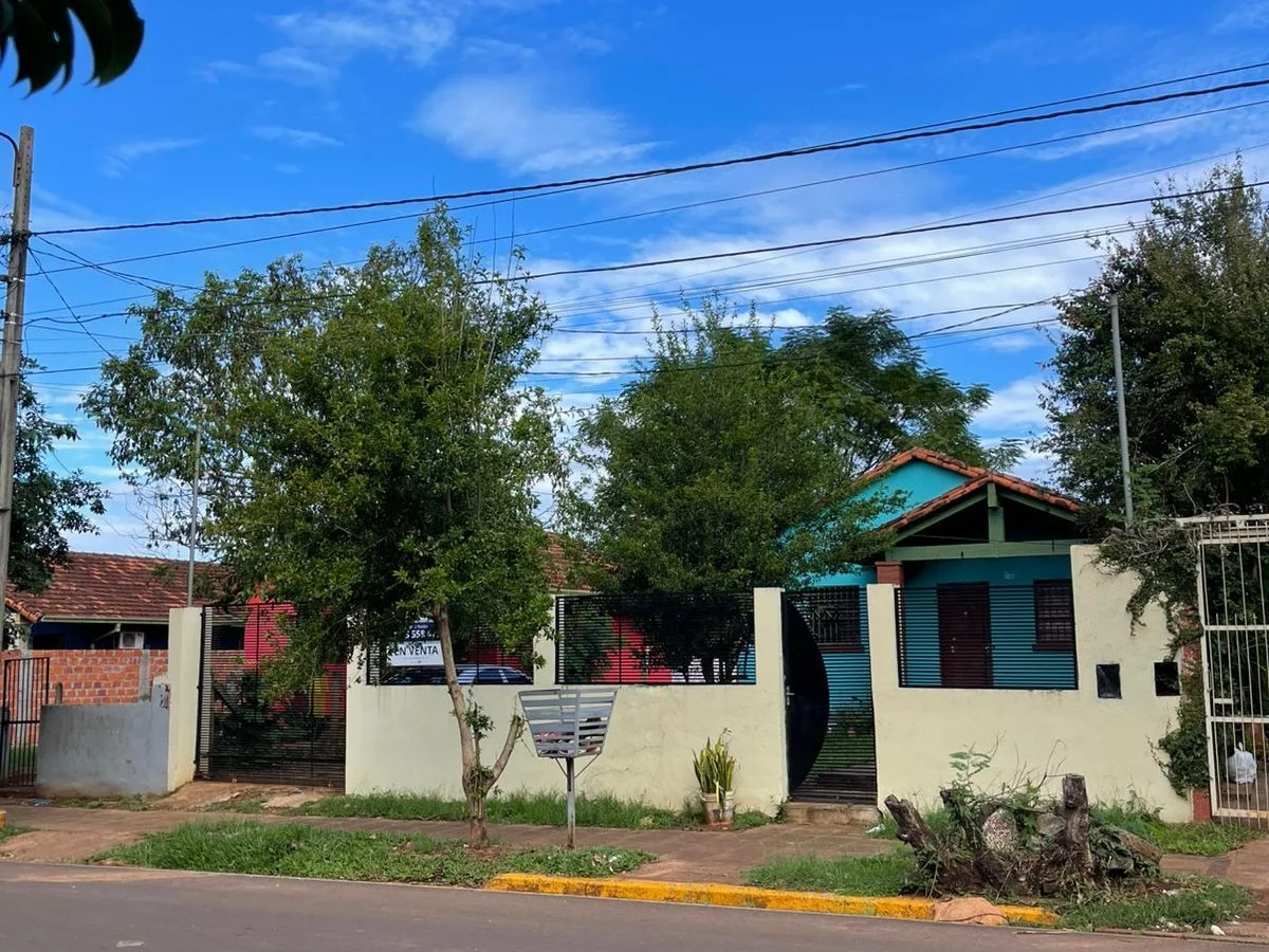 House for Sale to Renovate in Encarnación, San Pedro Neighbourhood