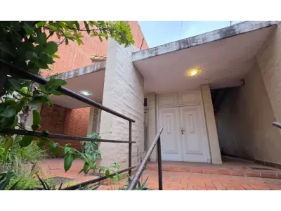 Casa en venta sobre 25 de Mayo, Ciudad Nueva