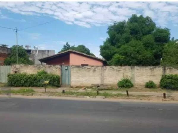 Casa à venda na Av. Santa Teresa, Assunção — 220 m² construídos