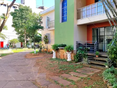 Casa à venda na Avda. Félix Bogado, Lambaré