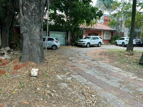 Casa en venta sobre Mcal. López c/ Brasilia, Asunción