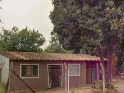 Casa à venda em rua principal em Capiata – terreno de 500 m²