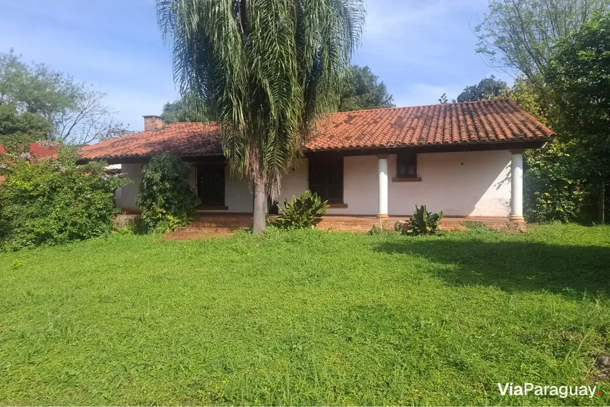 Casa de estilo colonial à venda em Ycuá Duré, Luque