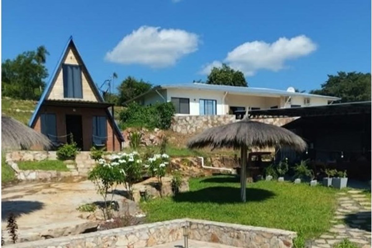 Casa estilo resort à venda em Emboscada, Cordillera