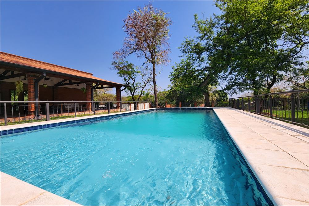 Casa moderna para alugar com 5 dormitórios em San Bernardino