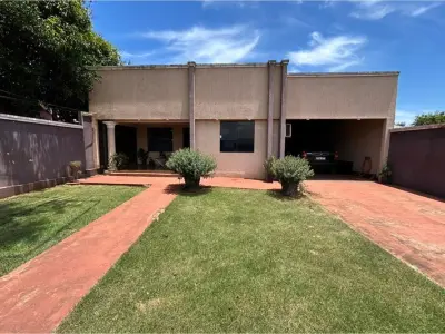 Casa moderna à venda em Cambyretá, Itapúa