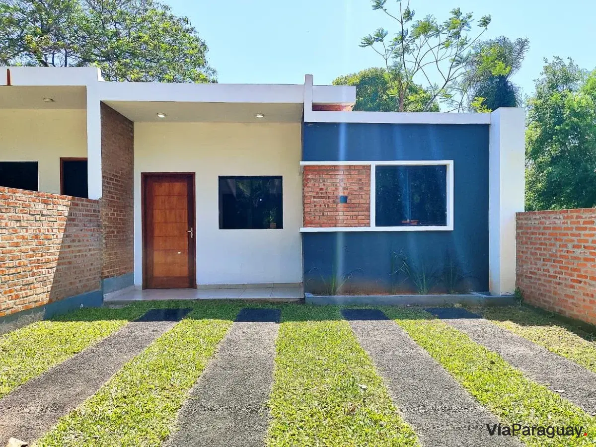 Casa moderna à venda em Luque, bairro Marin Caaguy