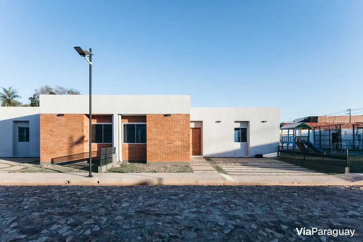 Casa moderna en venta en Luque, Barrio Vida San José