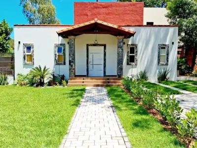 Casa moderna à venda em San Bernardino, Cordillera