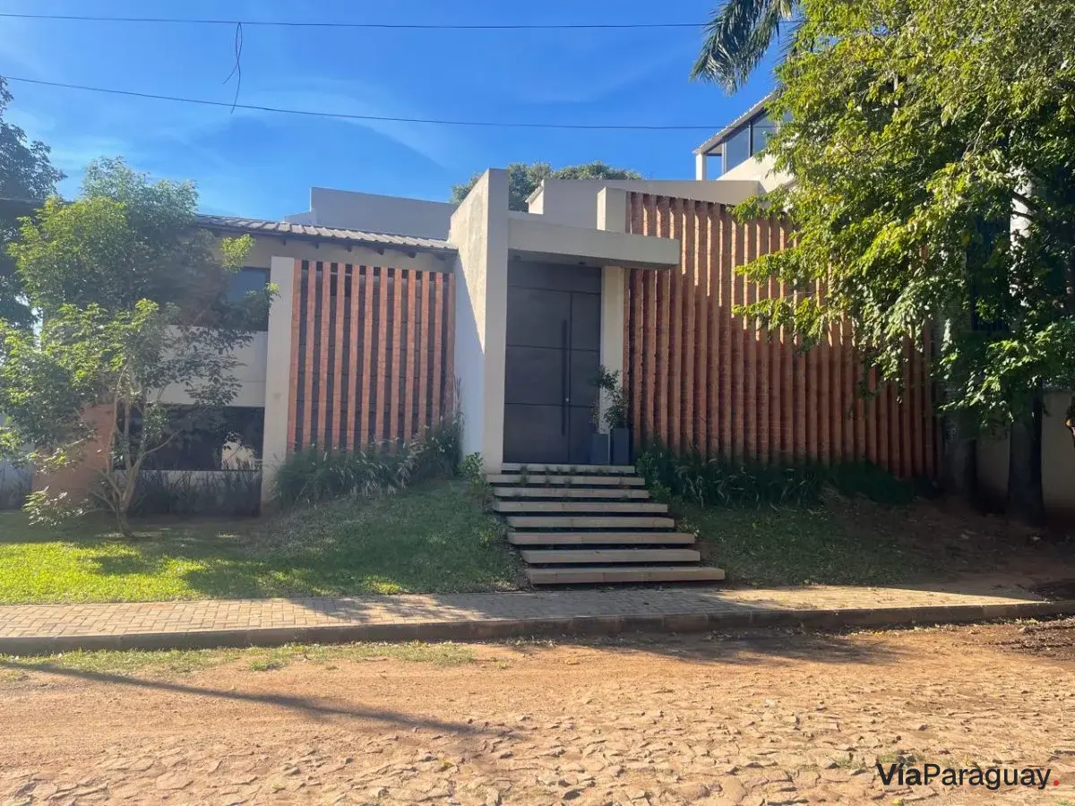 Casa moderna à venda em Villa Aurelia, Assunção