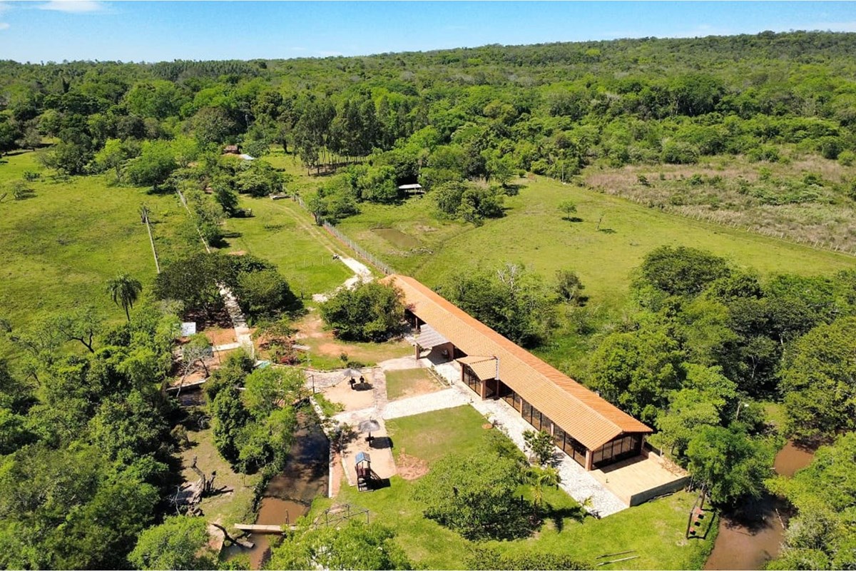 Casa de campo mobiliada à venda em Eusebio Ayala