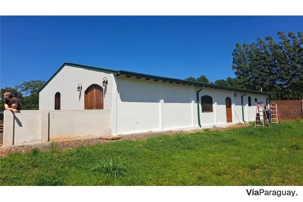 Casa de campo com 3 hectares à venda em Capitán Miranda