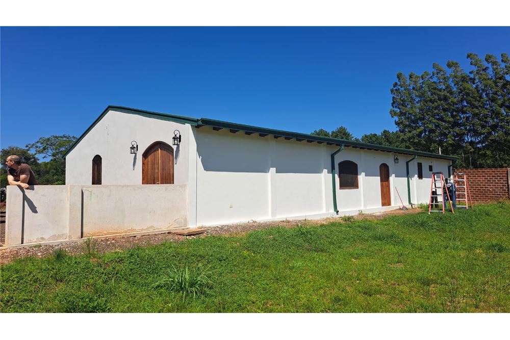 Casa de campo com 3 hectares à venda em Capitán Miranda
