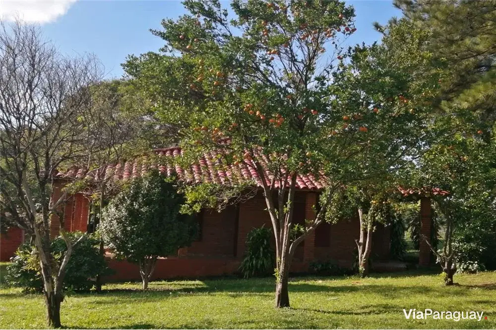 Casa quinta para alugar em Cambyretá, Itapúa