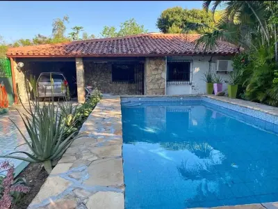 Casa de campo à venda com piscina em Jhugua Jhu, San Bernardino