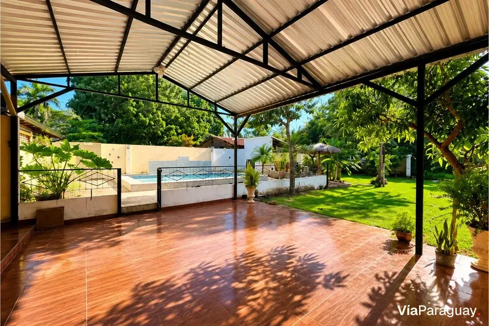 House with garden for sale in Areguá, Kokue Guasu