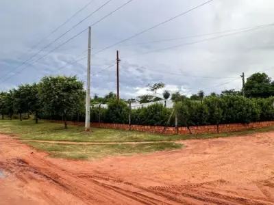Casa de Sítio à Venda no Barrio 2, Itauguá