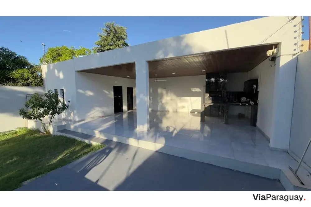 Casa com terreno à venda em Ciudad del Este, Alto Paraná