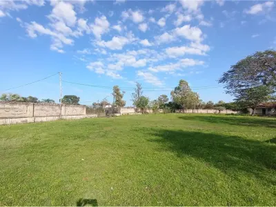 House with land for sale in Costa Azul, Limpio
