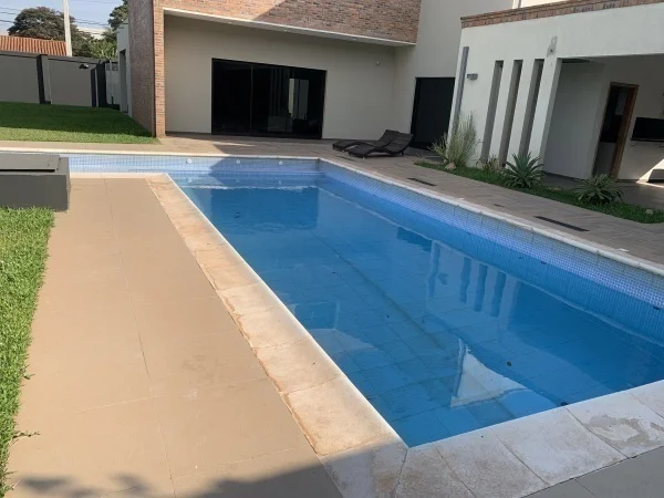 Country house for sale in Defensores del Chaco, Mariano Roque Alonso