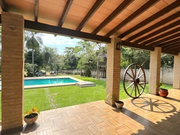 Casa quinta en venta en Estanzuela, Itauguá | 7.780 m²