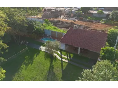 Casa quinta en venta en Hernandarias, Alto Paraná
