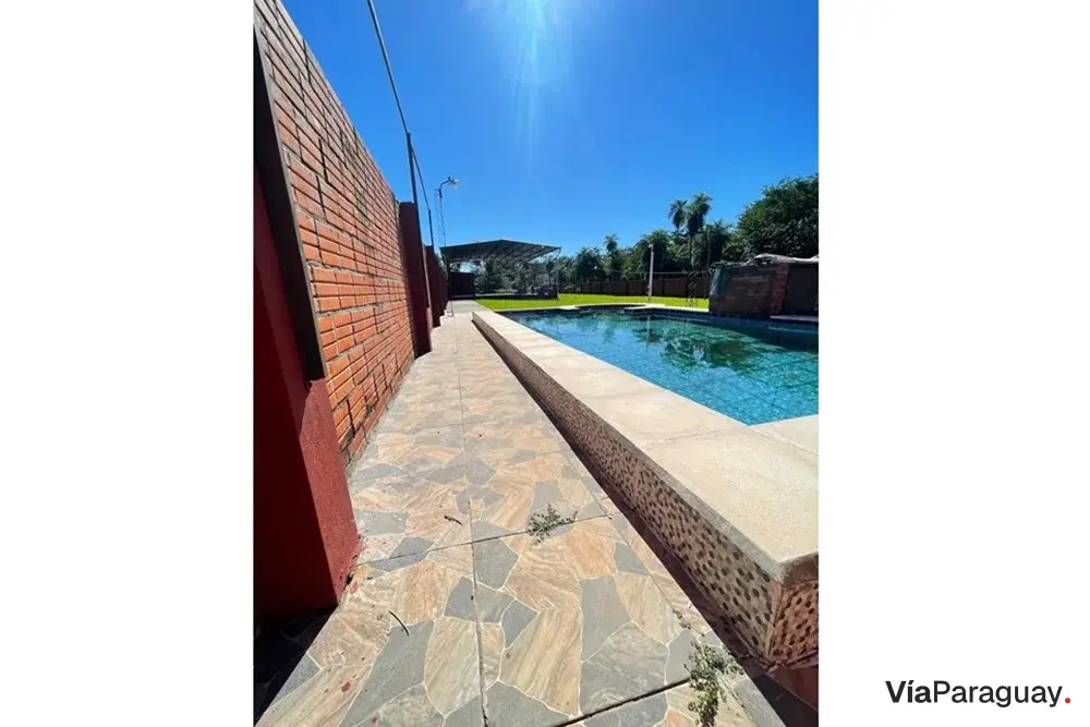 Casa de campo à venda em Itá Potrero com piscina e churrasqueira
