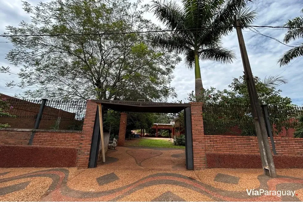 House with large lot for sale in Itauguá, Central