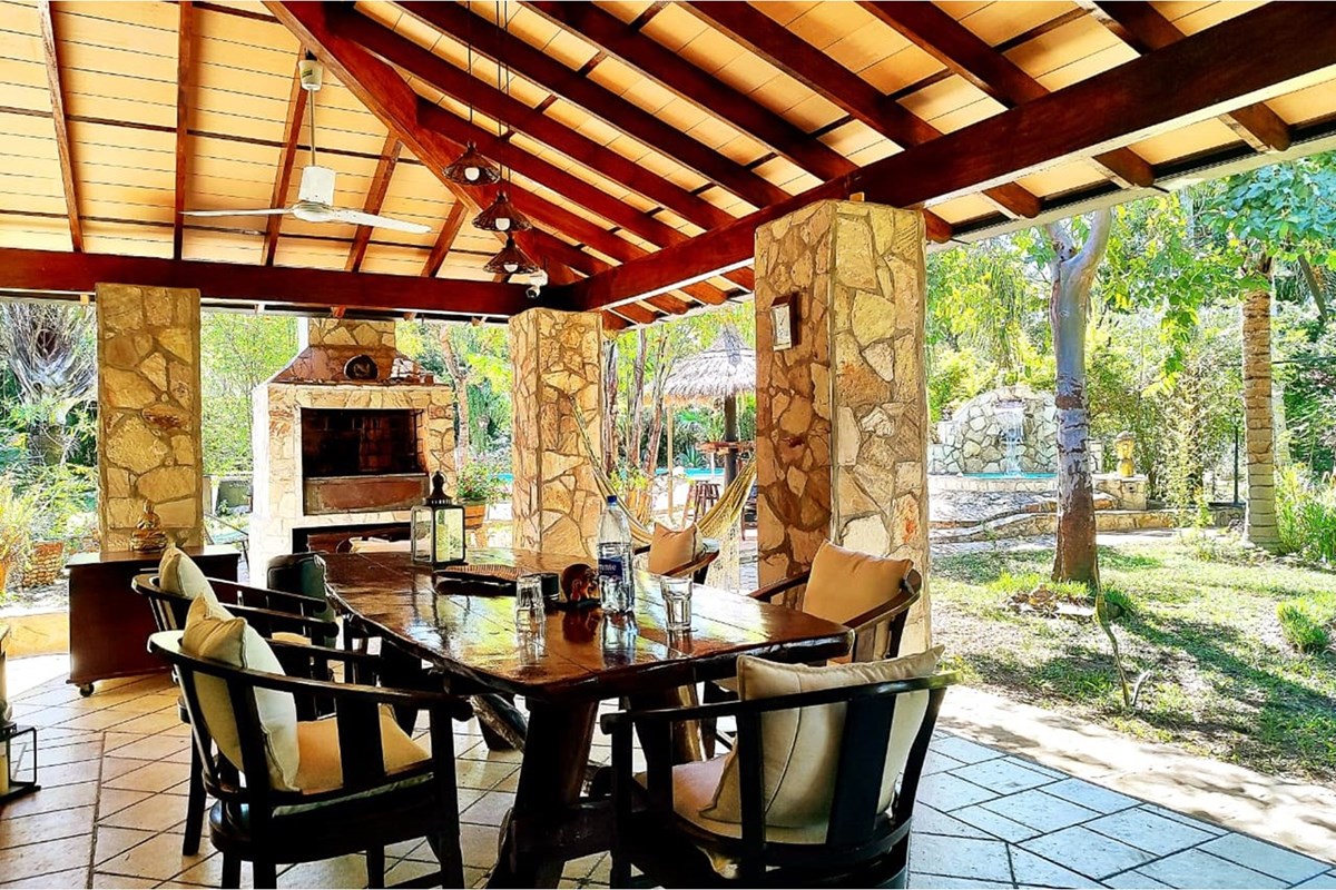 Casa de campo à venda em Paraguarí com 15.000 m²