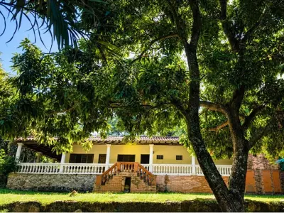 Casa quinta en venta en Pindolo, Areguá