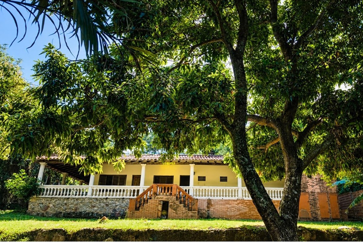 Casa quinta en venta en Pindolo, Areguá
