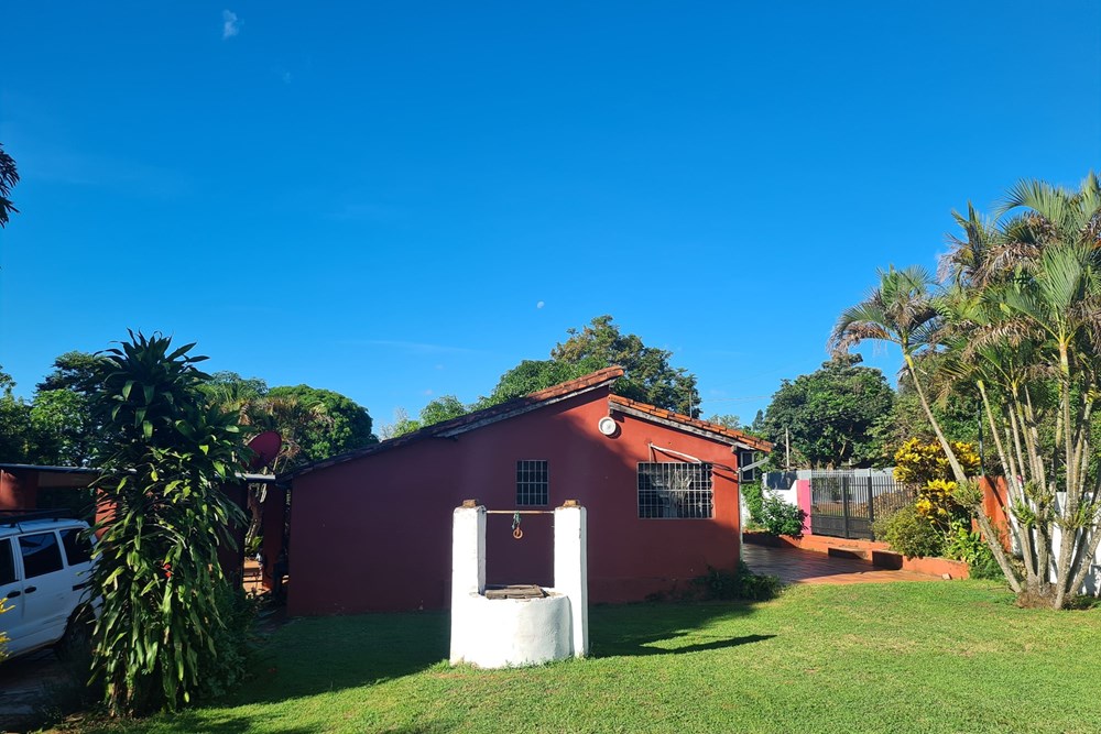 Casa com terreno à venda em Piribebuy, Capilla Kue