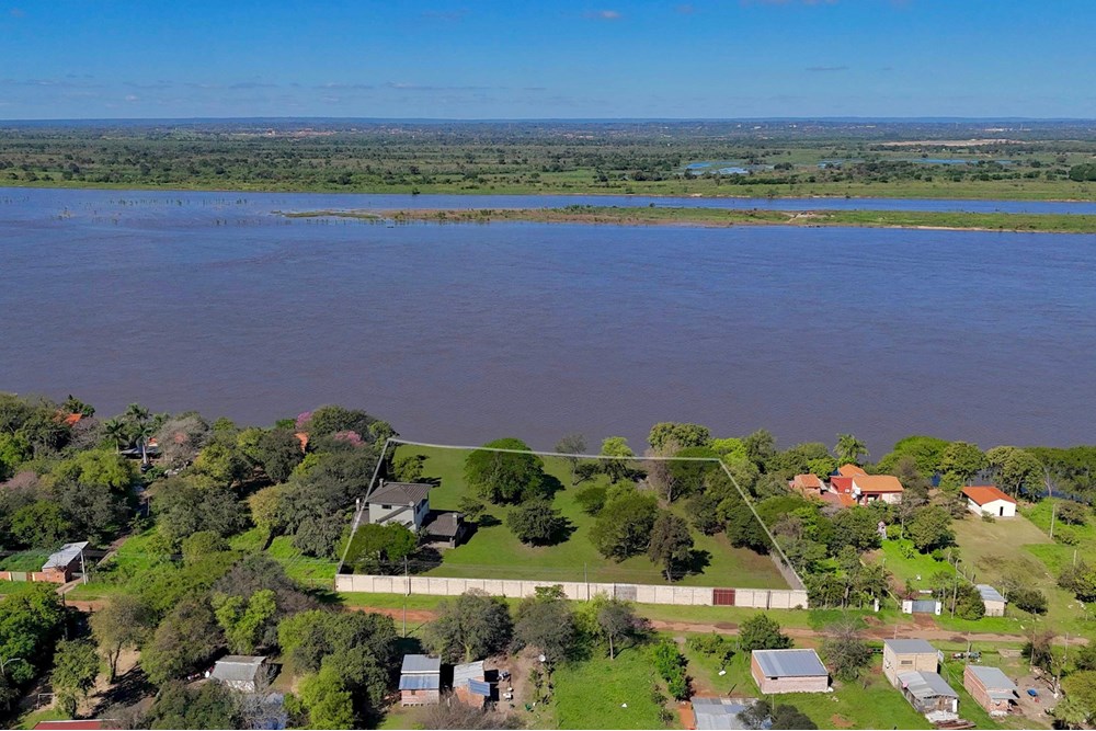 Casa quinta en venta sobre el Río Paraguay en Remansito