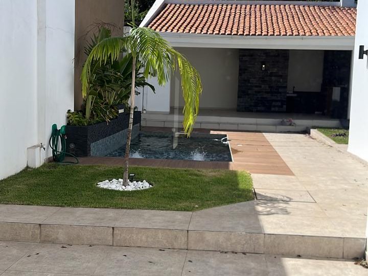 Casa reformada no Barrio Jara, Assunção