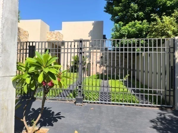 Casa residencial en venta, Mariscal Estigarribia, Asunción