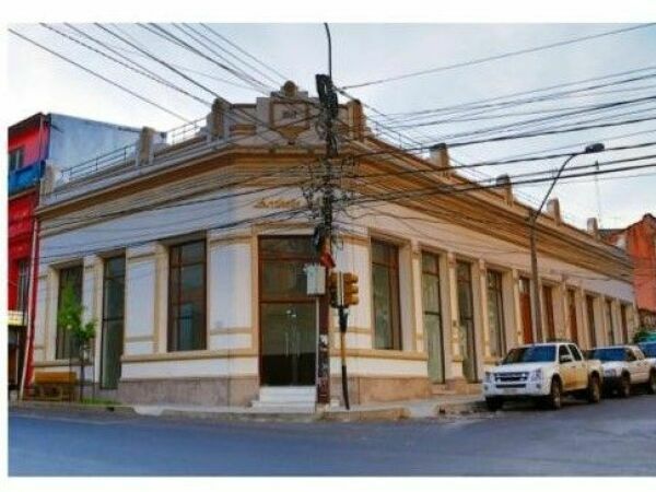Casa restaurada para oficinas en venta en Barrio Catedral, Asunción