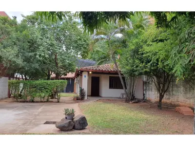 Casa tipo chalet en alquiler en Villa Aurelia