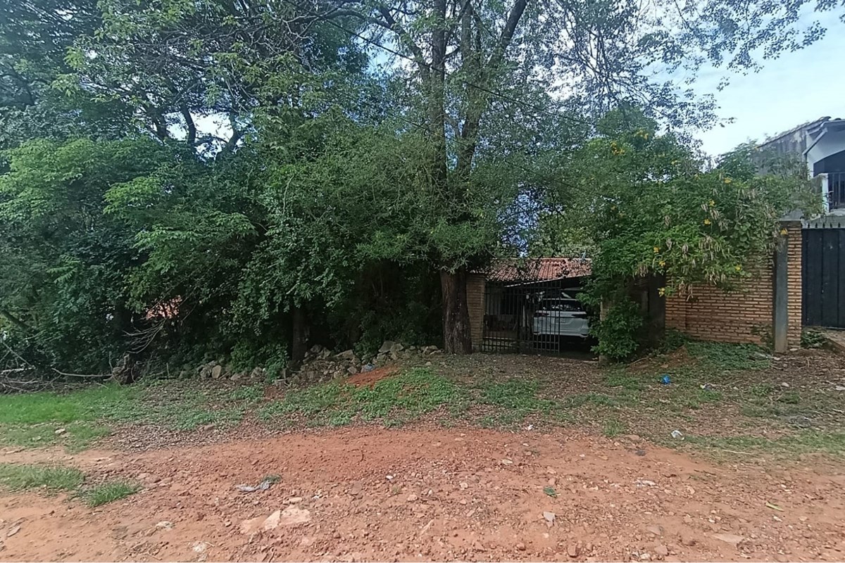 Casa y terrenos en venta en Corumbá Cué, Mariano Roque Alonso