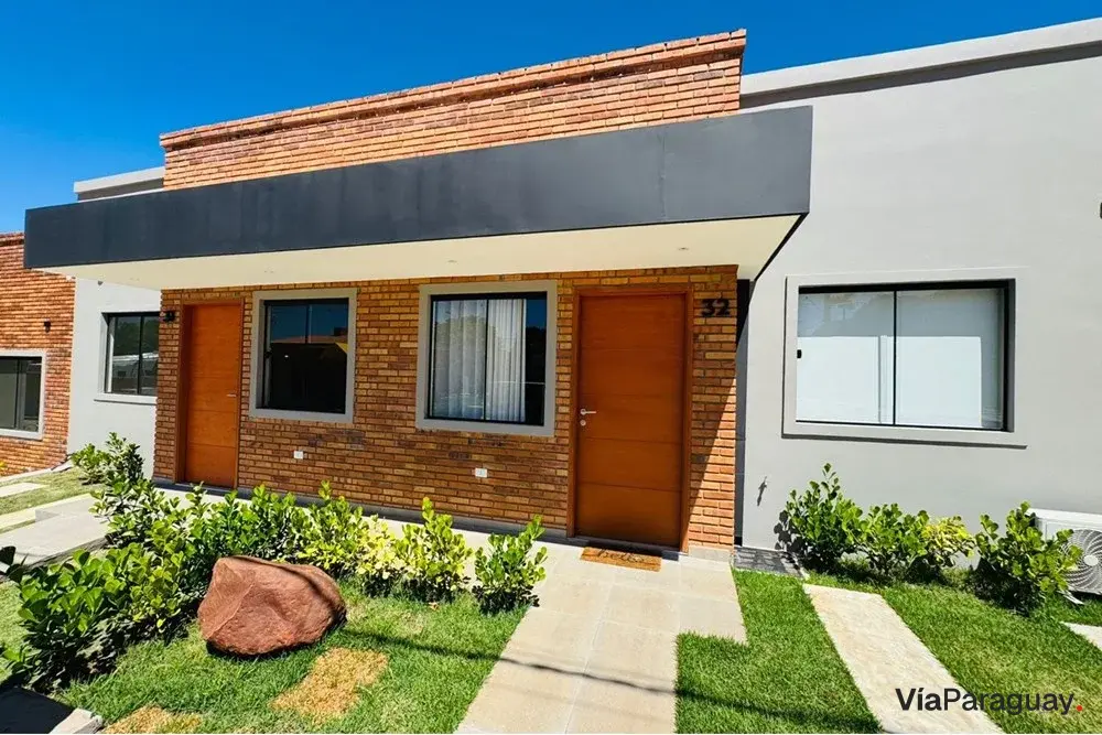 Brand new houses for sale in Vitalia gated community, San Lorenzo