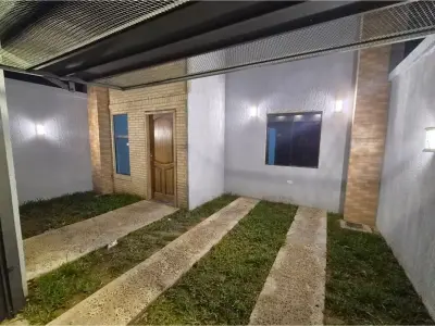 Chalet a estrenar en venta en Laurelty, Luque