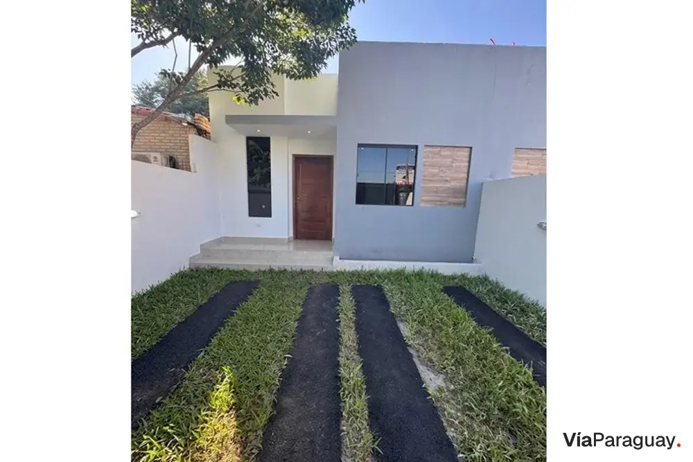 Chalet a estrenar en venta en Luque, Mora Kue