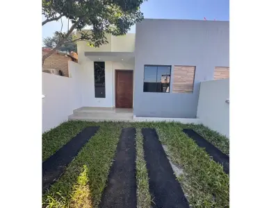 Chalet a estrenar en venta en Luque, Mora Kue