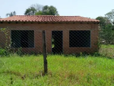 Chalet a terminar en venta en Caacupémi, Mariano Roque Alonso