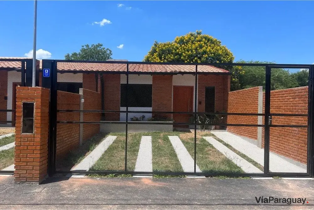 Chalet en venta de 2 dormitorios en Villa Elisa, Picada