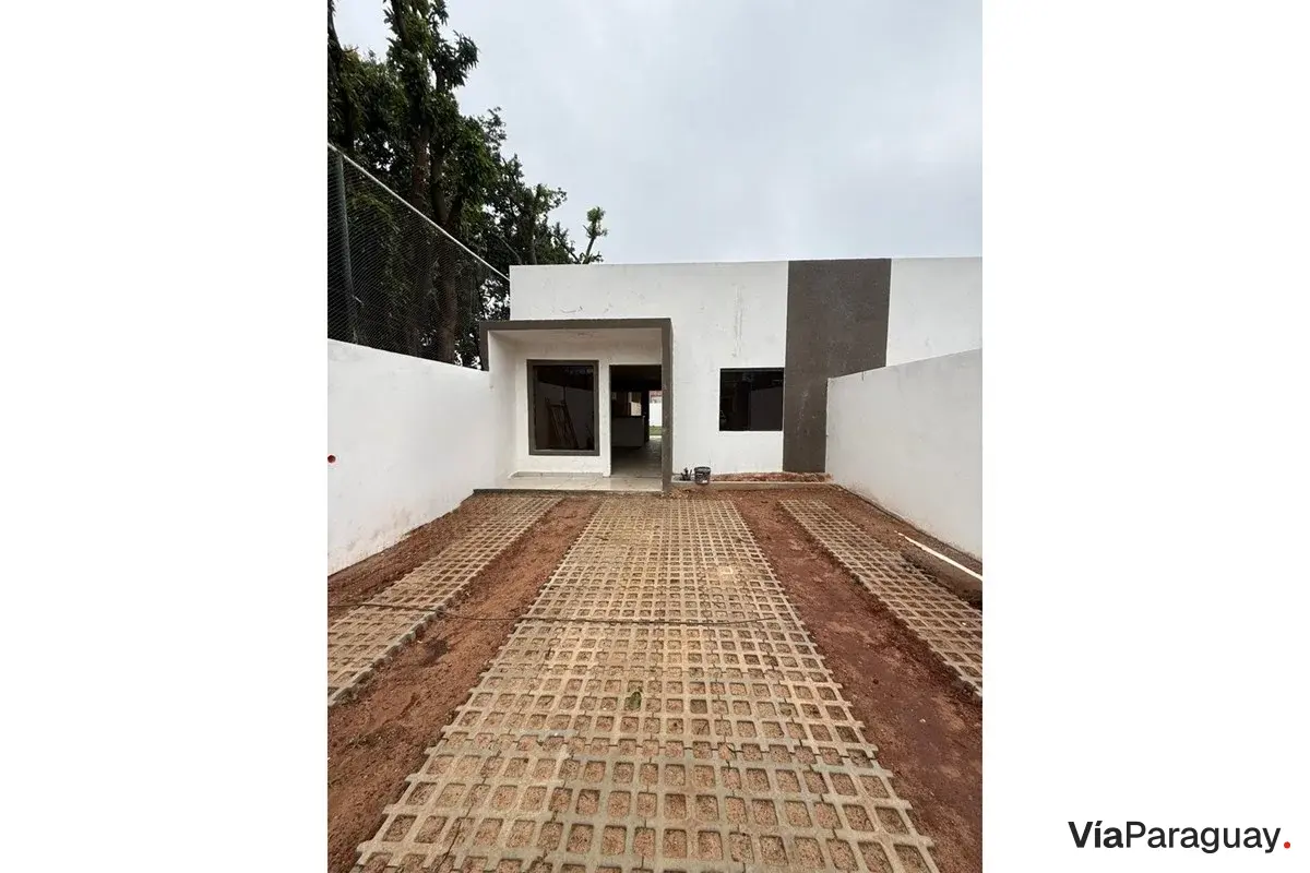Chalé à venda em San Lorenzo, bairro Tayazuapé