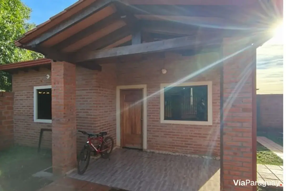 Chalet for sale in Villeta, Takuruty neighborhood