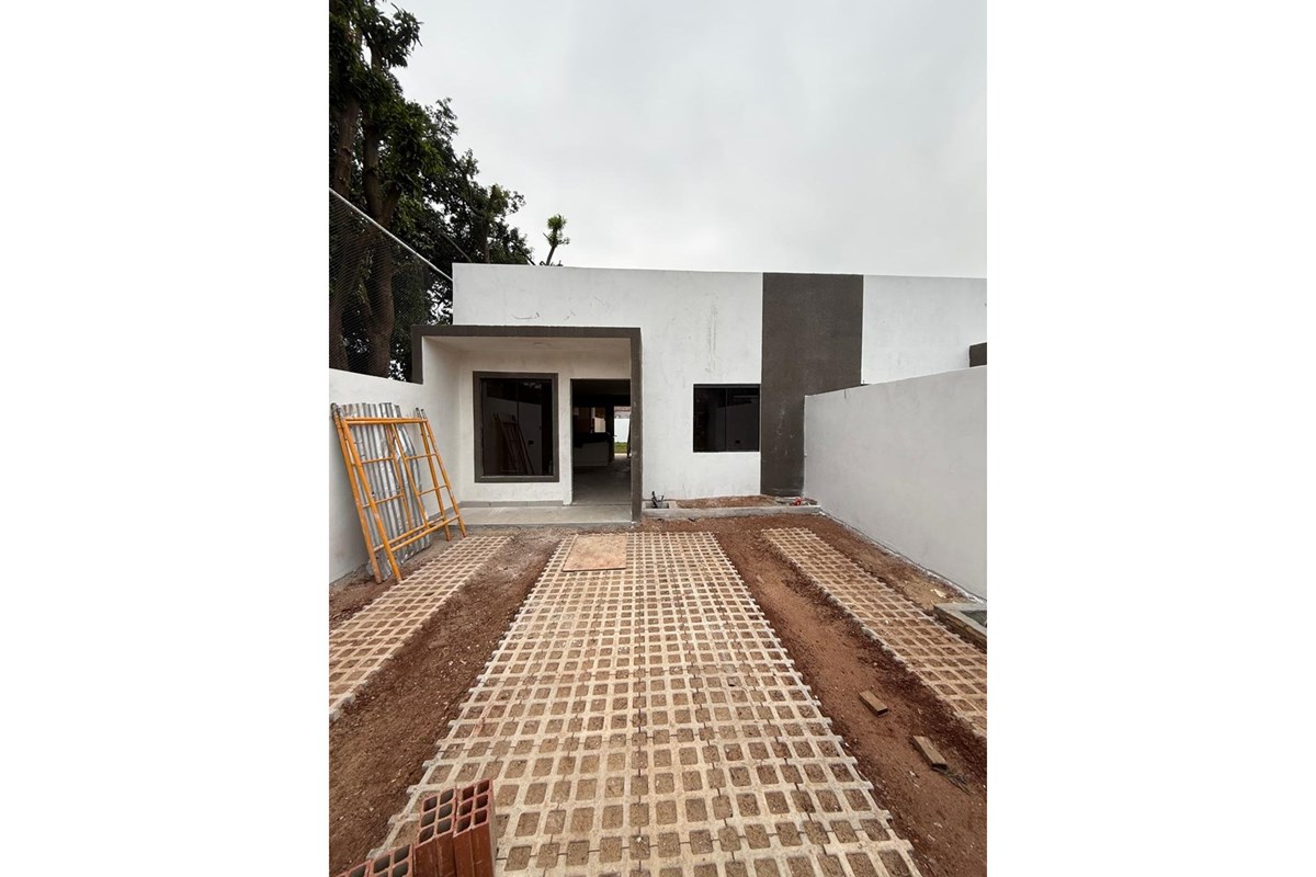 Chalé moderno novo à venda em San Lorenzo