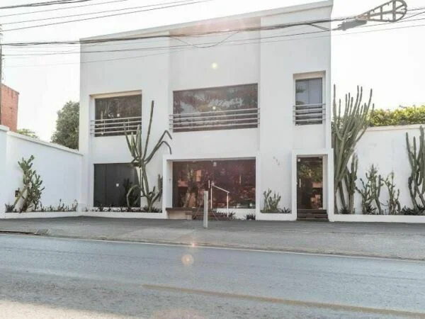 Clínica médica en alquiler en barrio Estigarribia, Asunción